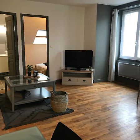 Logement A Brive, Proche Centre-Ville Et Gare, Avec Climatisation - Internet Fibre - Stationnements Gratuit Exterior foto